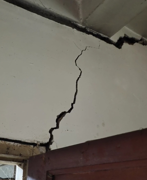 ��ǽ��ˮ��©